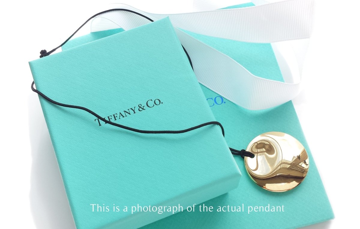 Tiffany & Co Elsa Peretti 18k Gold Medium Circle Disc Pendant - Bloomsbury Manor Ltd