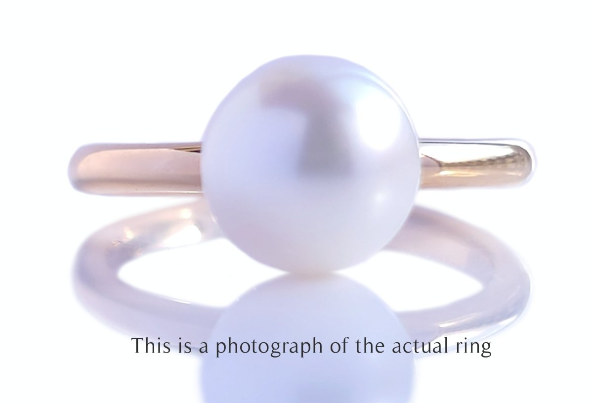 Tiffany & Co Pearl 18k Rose Gold Ring - Bloomsbury Manor Ltd