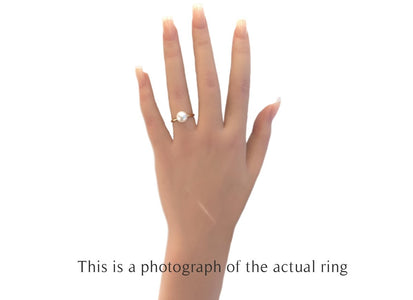 Tiffany & Co Pearl 18k Rose Gold Ring - Bloomsbury Manor Ltd