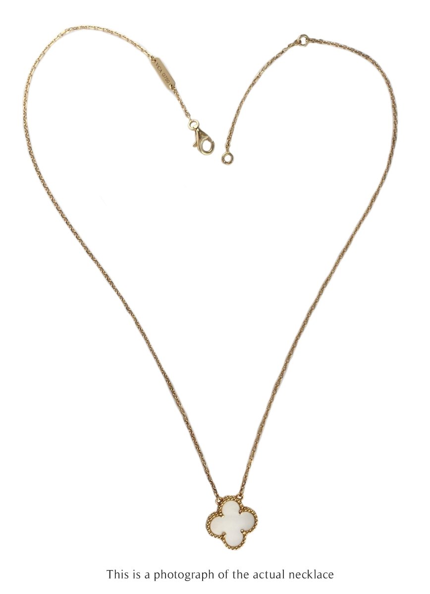 VCA Van Cleef & Arpels Vintage Alhambra MOP Pendant / Necklace - Bloomsbury Manor Ltd