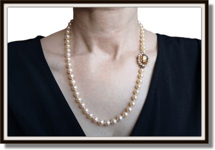 Vintage 1940s Cultured Pearl Necklace with 7.30ct Citrine Clasp - Bloomsbury Manor Ltd