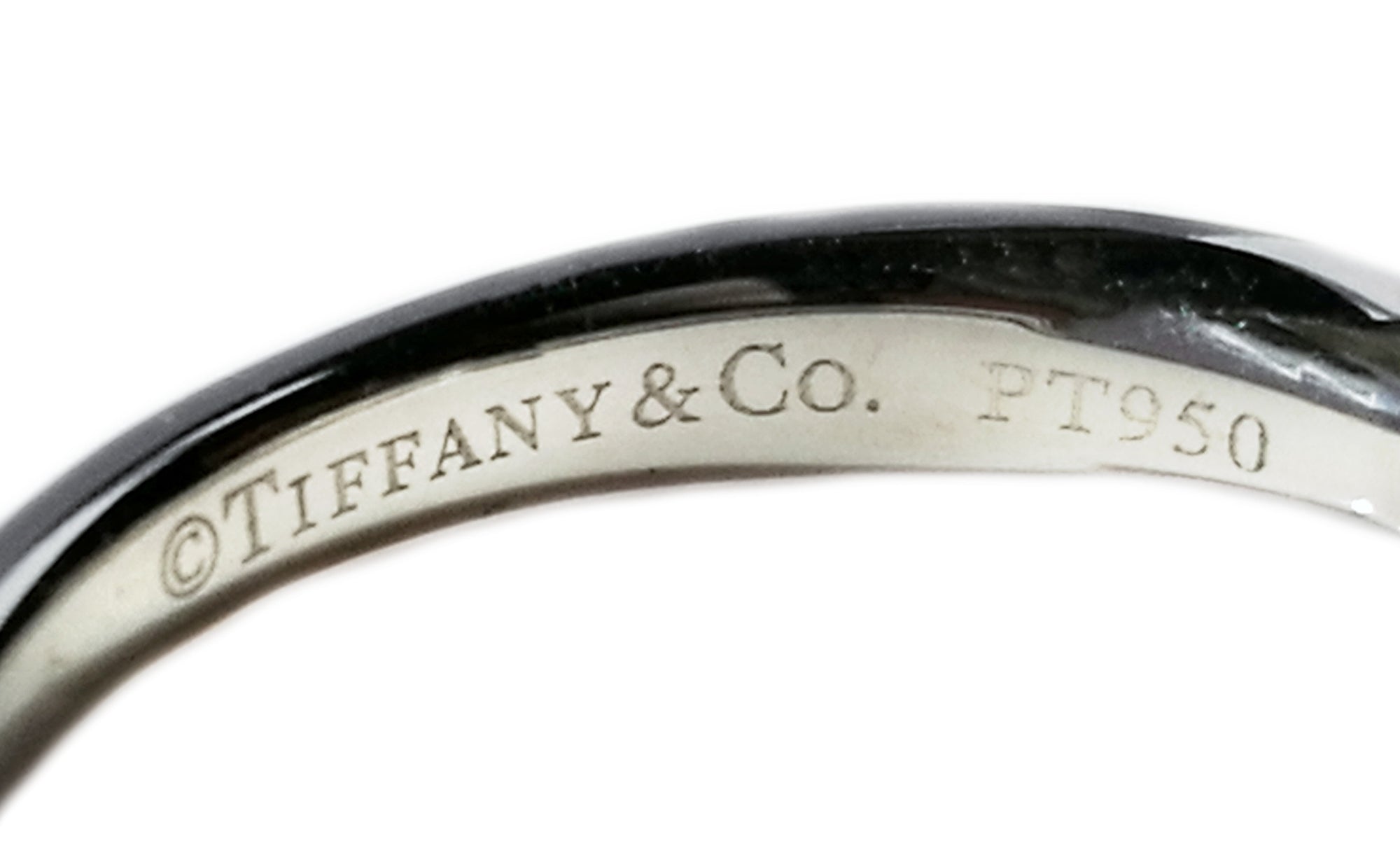 Tiffany & Co .41ct I/SI1 Round Brilliant Diamond Harmony Engagement Ring