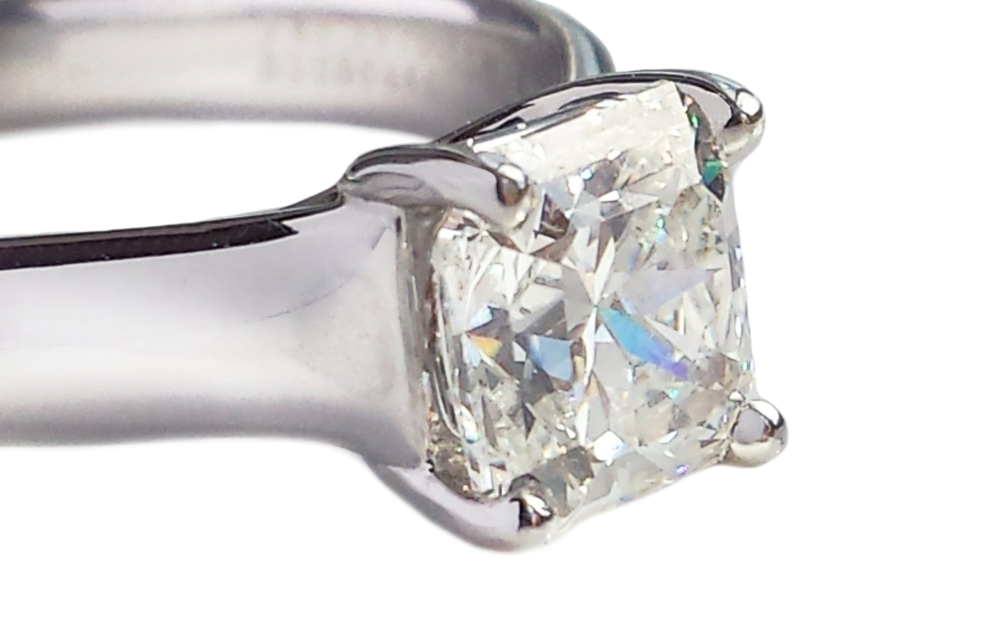 Tiffany & Co. 1.08ct H/VVS2 Lucida Diamond Engagement Ring