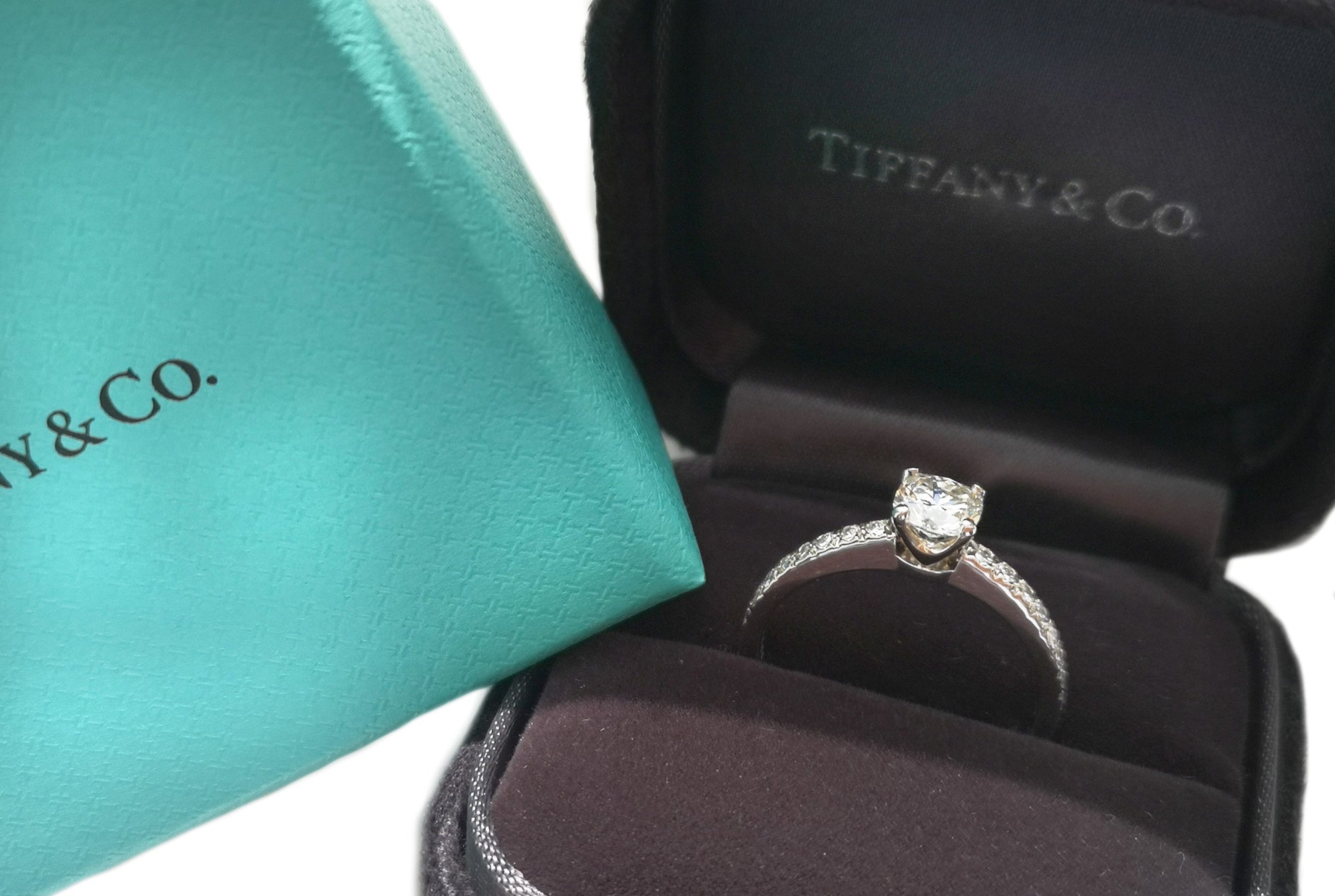 Tiffany & Co. 0.70tcw H/VVS1 Novo Diamond Engagement Ring