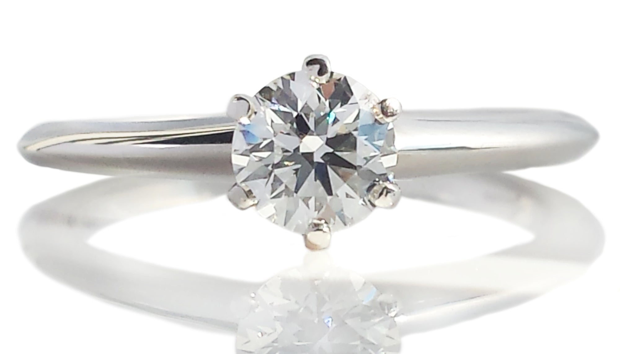 Tiffany & Co. 0.46ct I/VS1 Triple XXX Round Brilliant Diamond Engagement Ring