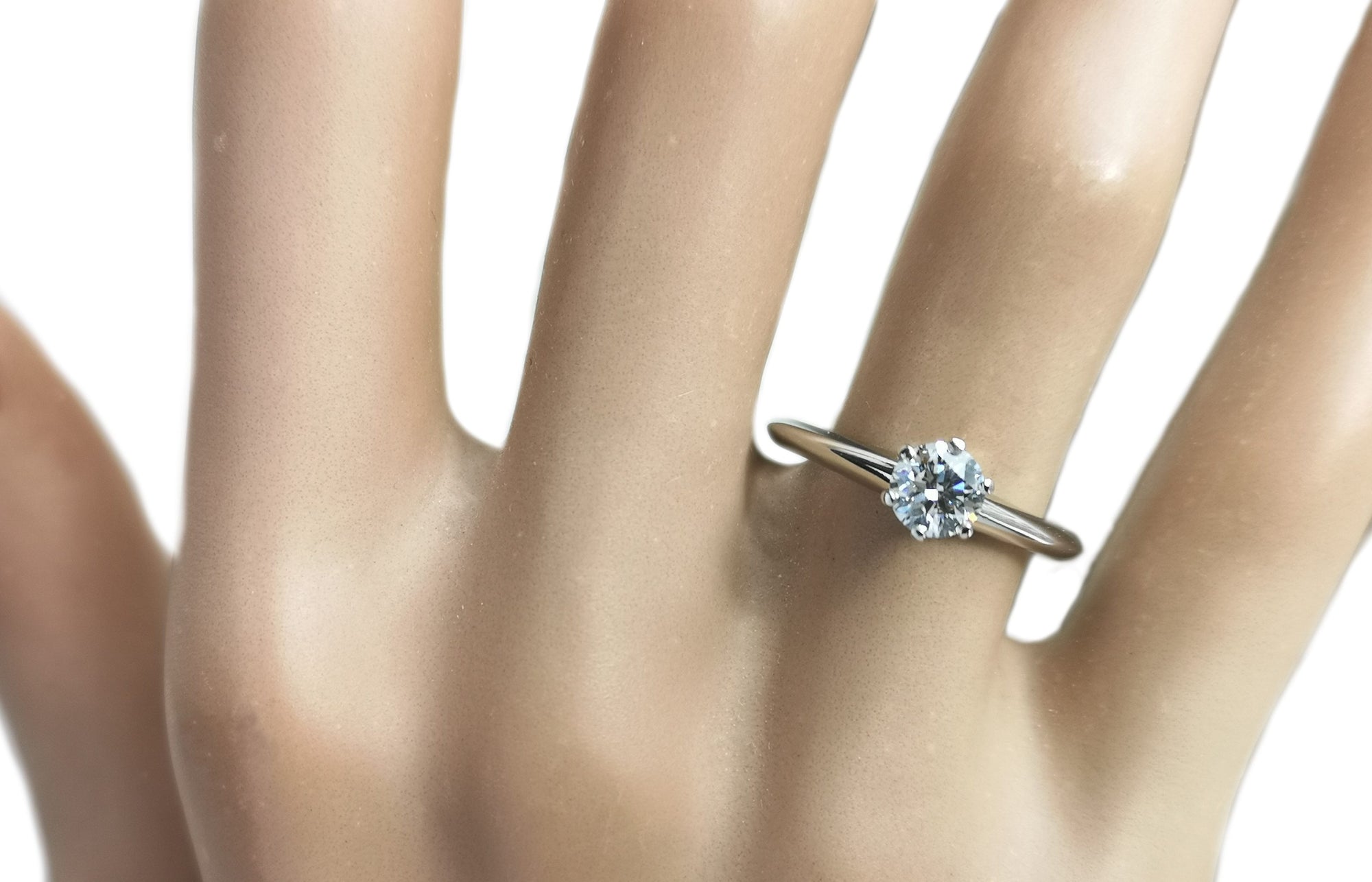 Tiffany & Co. 0.46ct I/VS1 Triple XXX Round Brilliant Diamond Engagement Ring