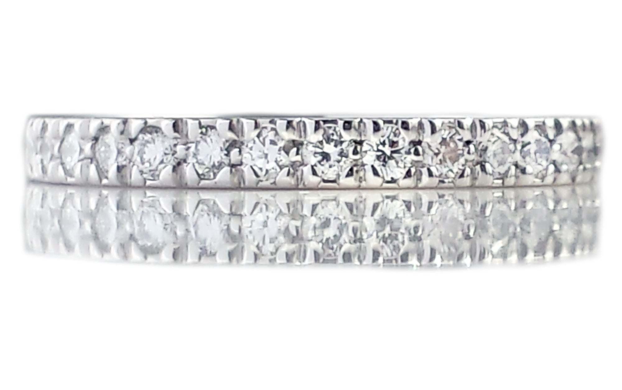 Tiffany & Co. Novo 0.23ct 2mm Diamond & Platinum Wedding Ring