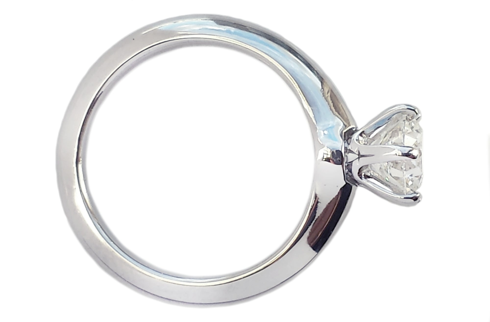 Tiffany & Co. 0.90ct I/VS1 Triple XXX Round Brilliant Diamond Engagement Ring