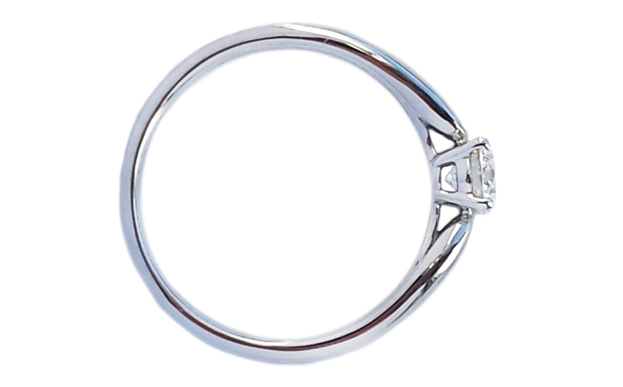 Tiffany & Co. 0.30ct G/VS Harmony Round Brilliant Diamond Engagement Ring