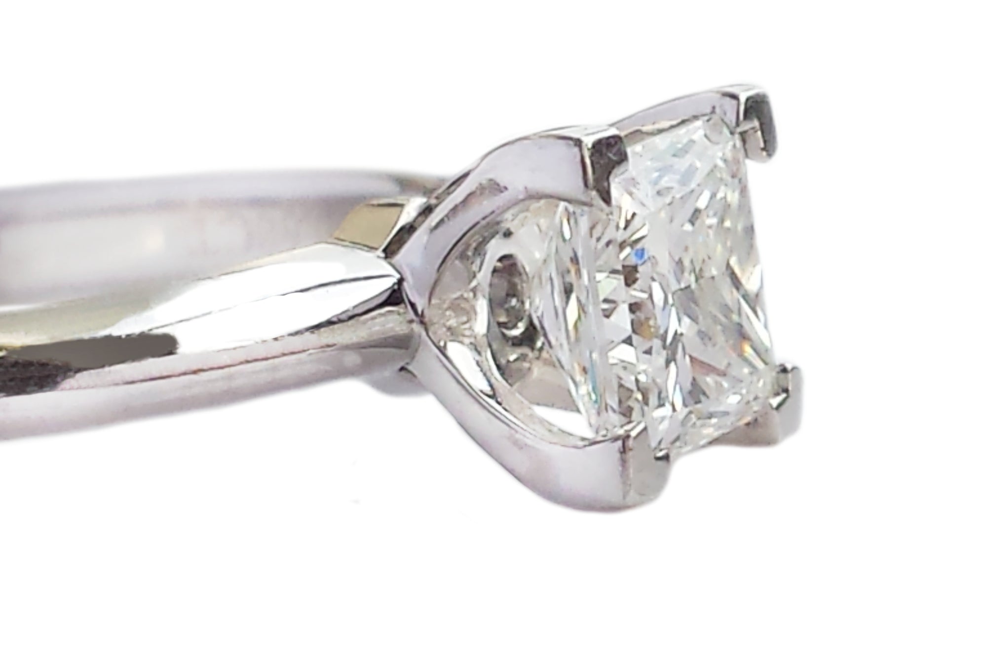 Tiffany & Co .60ct G/VVS2 Triple XXX Princess Cut Diamond Engagement Ring