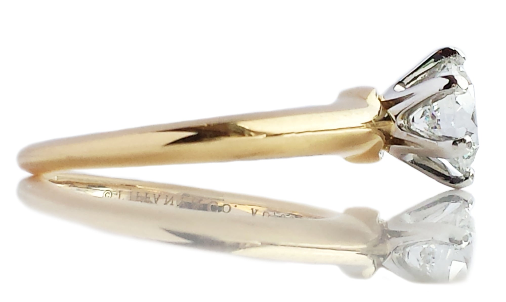 Tiffany & Co. 1.07ct E/VS2 Round Brilliant Diamond Engagement Ring