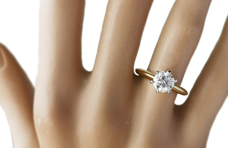 Tiffany & Co. 1.07ct E/VS2 Round Brilliant Diamond Engagement Ring on finger