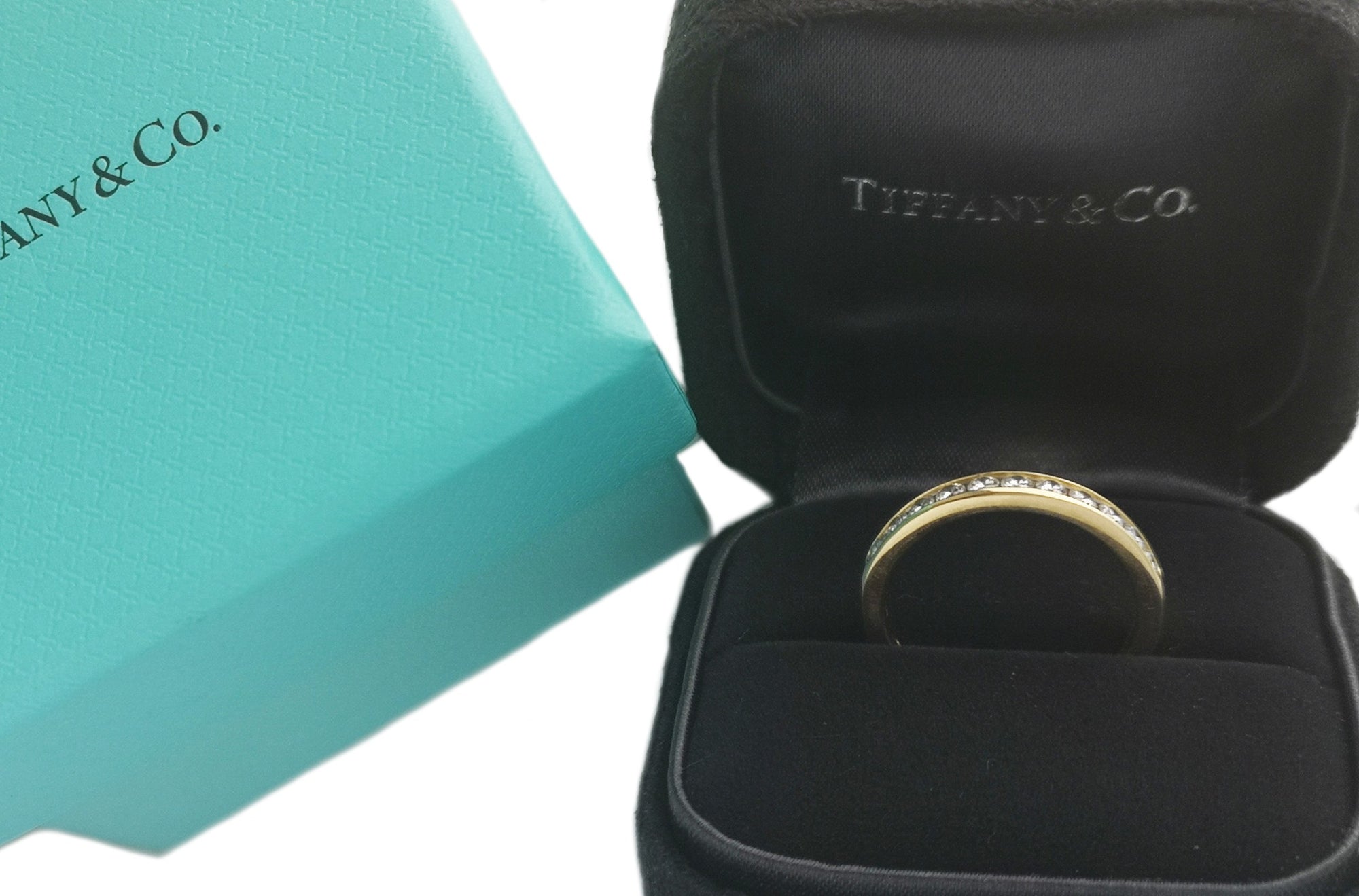 Tiffany & Co. 0.33ct G/VS 3mm Channel Set 18k Gold Wedding Band Ring