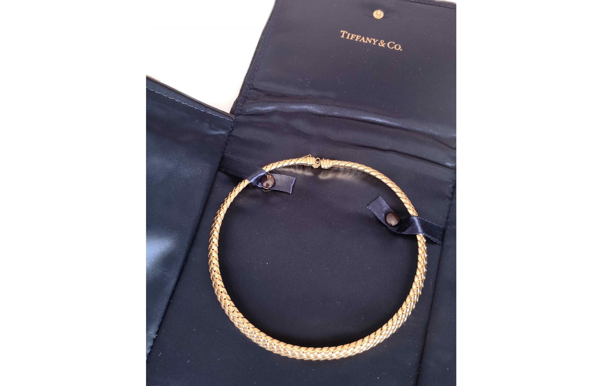 Tiffany & Co 1997 Vannerie Basket Weave Necklace 750