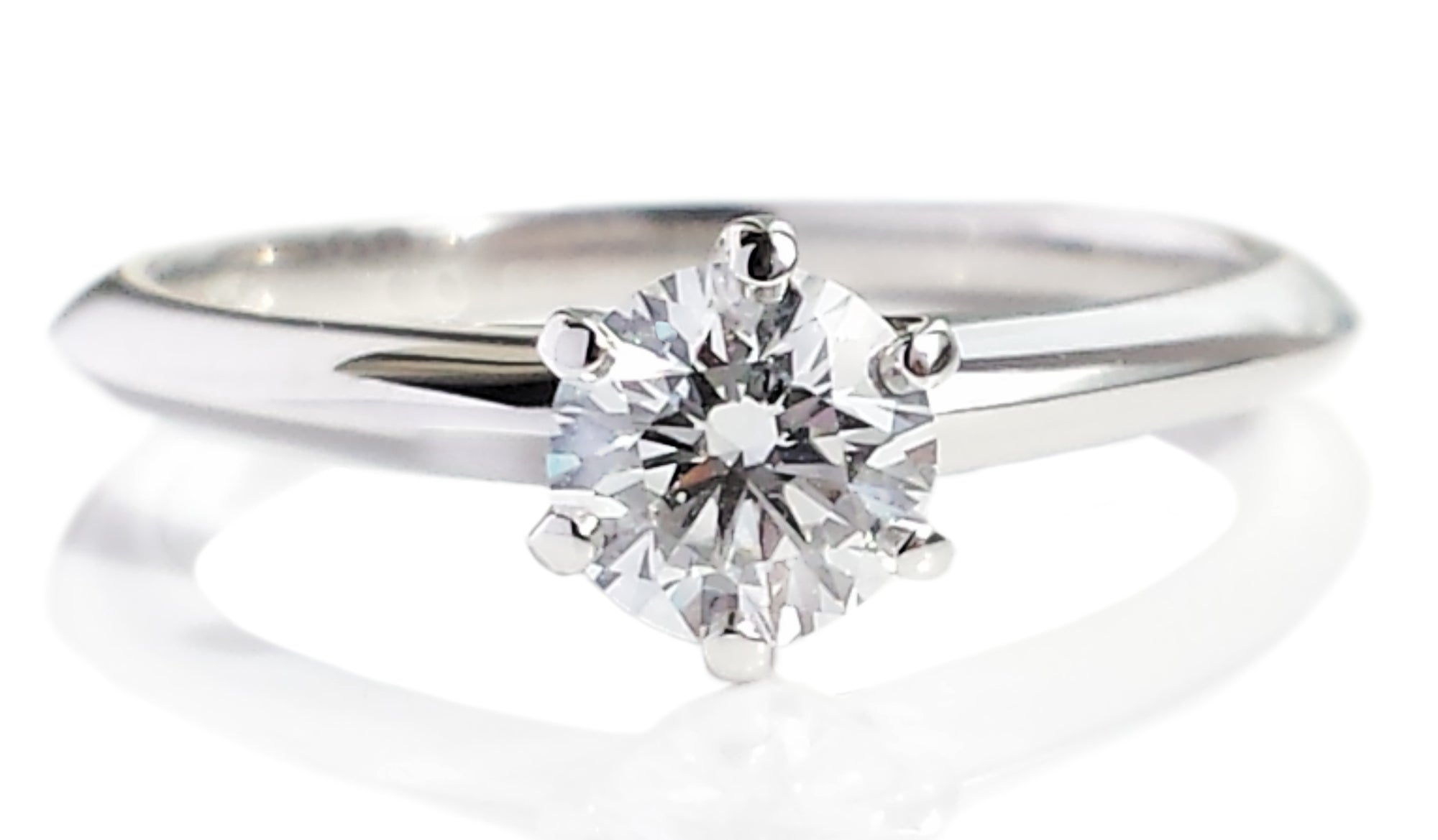 Tiffany & Co .49ct F/VS2 Round Brilliant Cut Diamond Engagement Ring