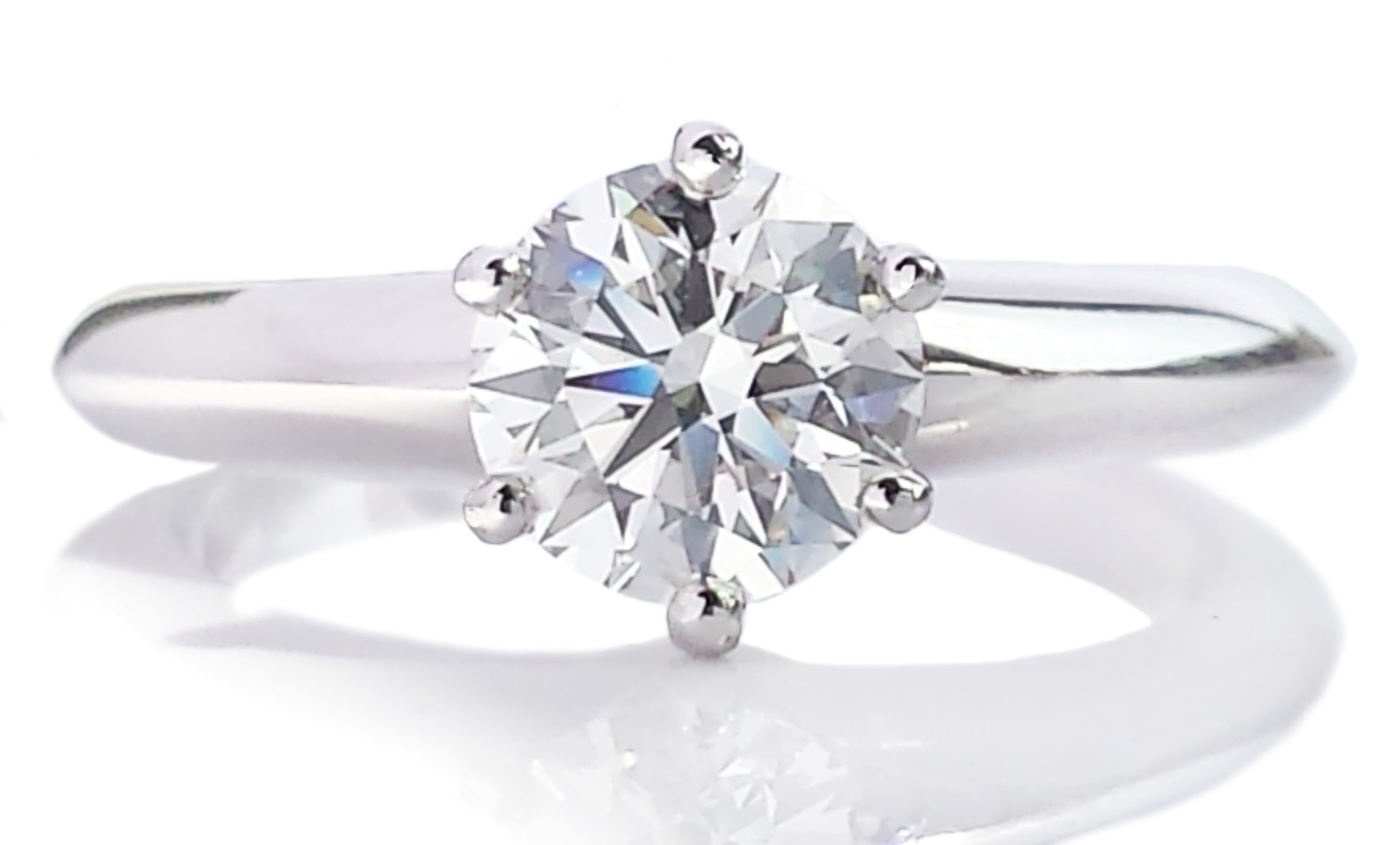 Tiffany & Co. 0.78ct G/VS1 Round Brilliant Diamond Engagement Ring