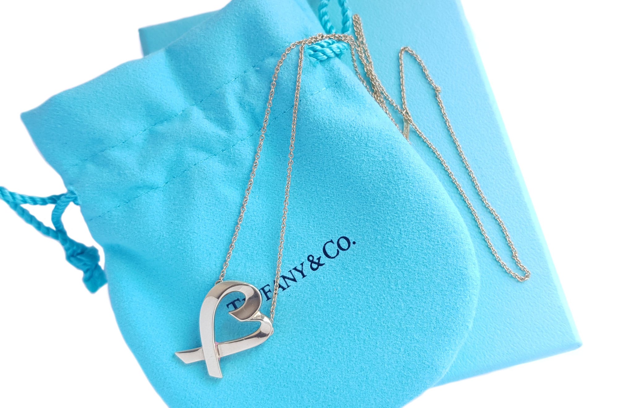 Tiffany & Co Paloma Picasso Loving Heart 750 (Gold) Necklace 18" Large