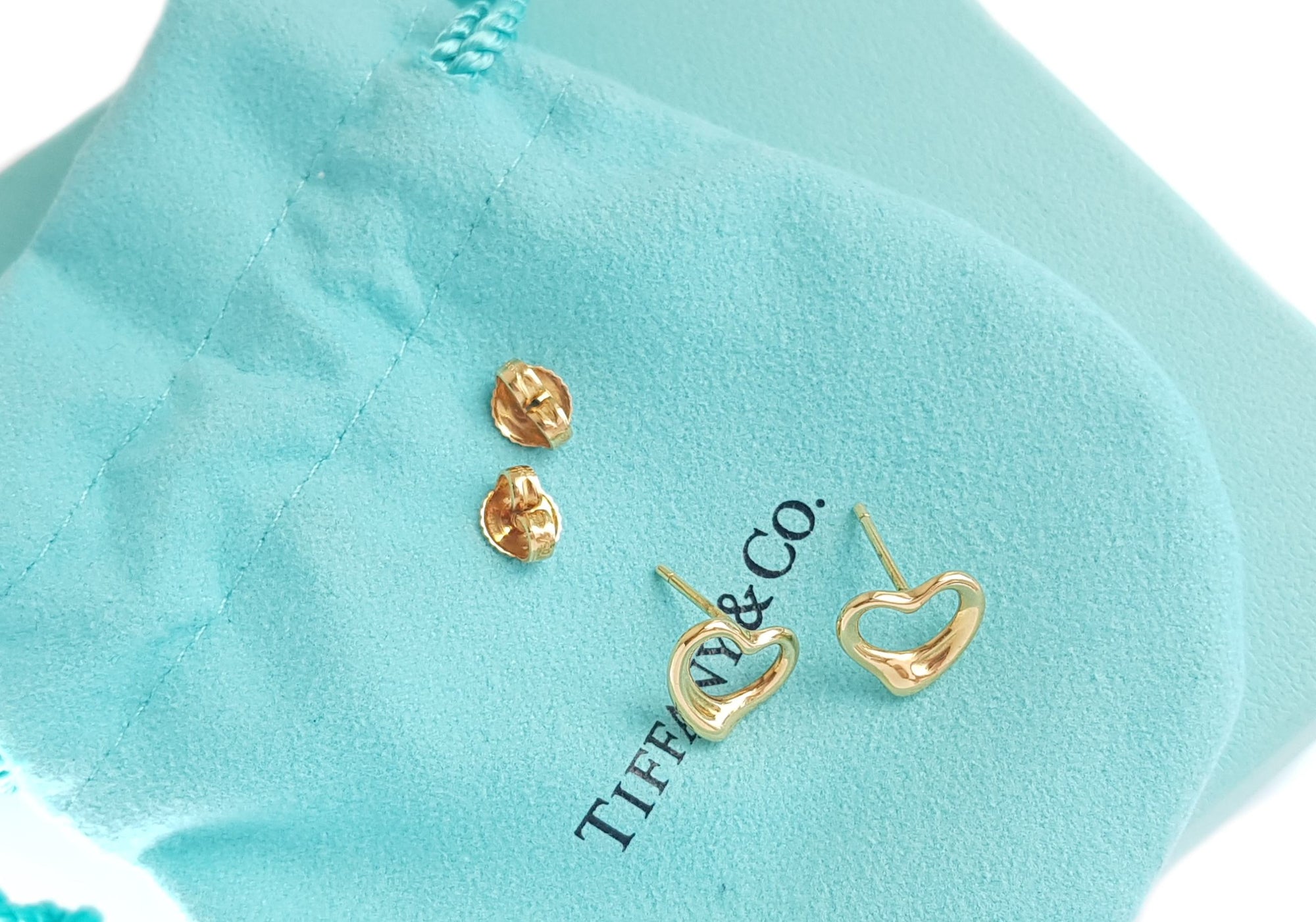 Tiffany & Co 750 (Gold) Elsa Peretti Open Heart Earrings 9mm