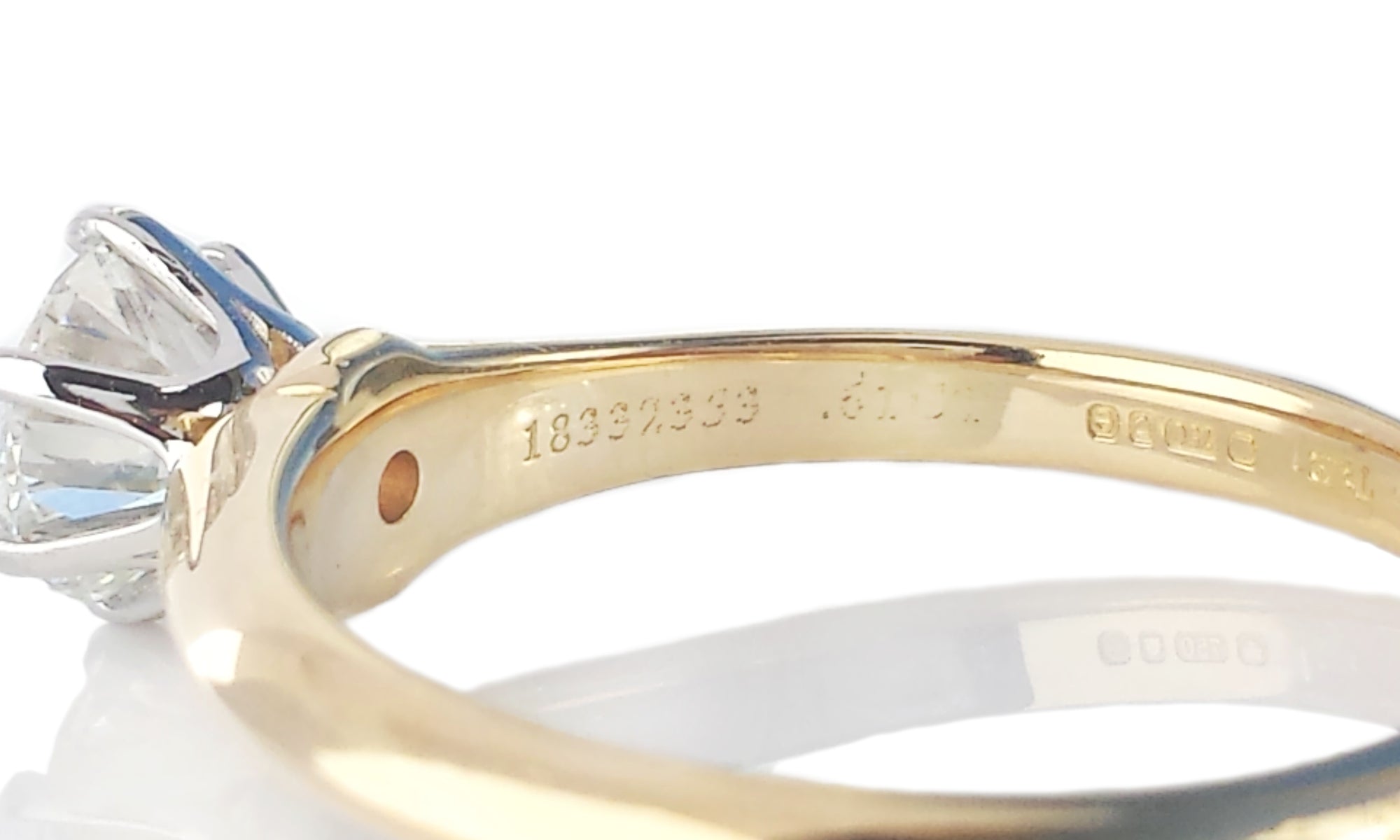 Tiffany & Co. 0.61ct G/VS1 Round Brilliant Diamond 18k Yellow Gold Engagement Ring