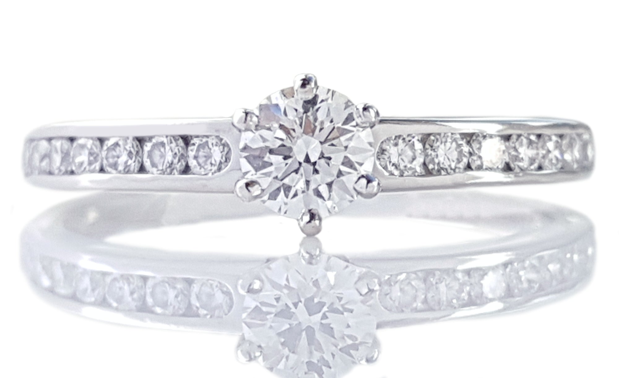 Tiffany & Co .58tcw H/VVS2 Round Brilliant Cut Diamond Engagement Ring Side Stones