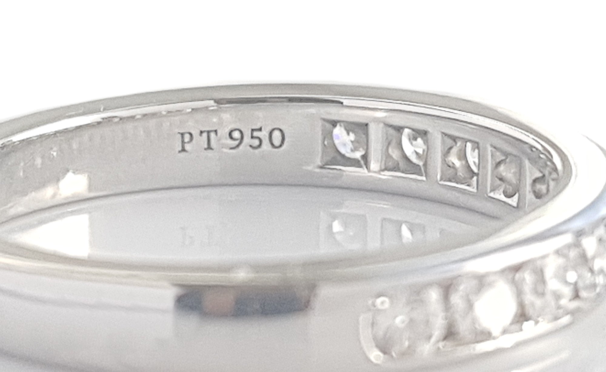 Tiffany & Co. 3mm .33ct Round Brilliant Diamond Channel Set Wedding Band Ring