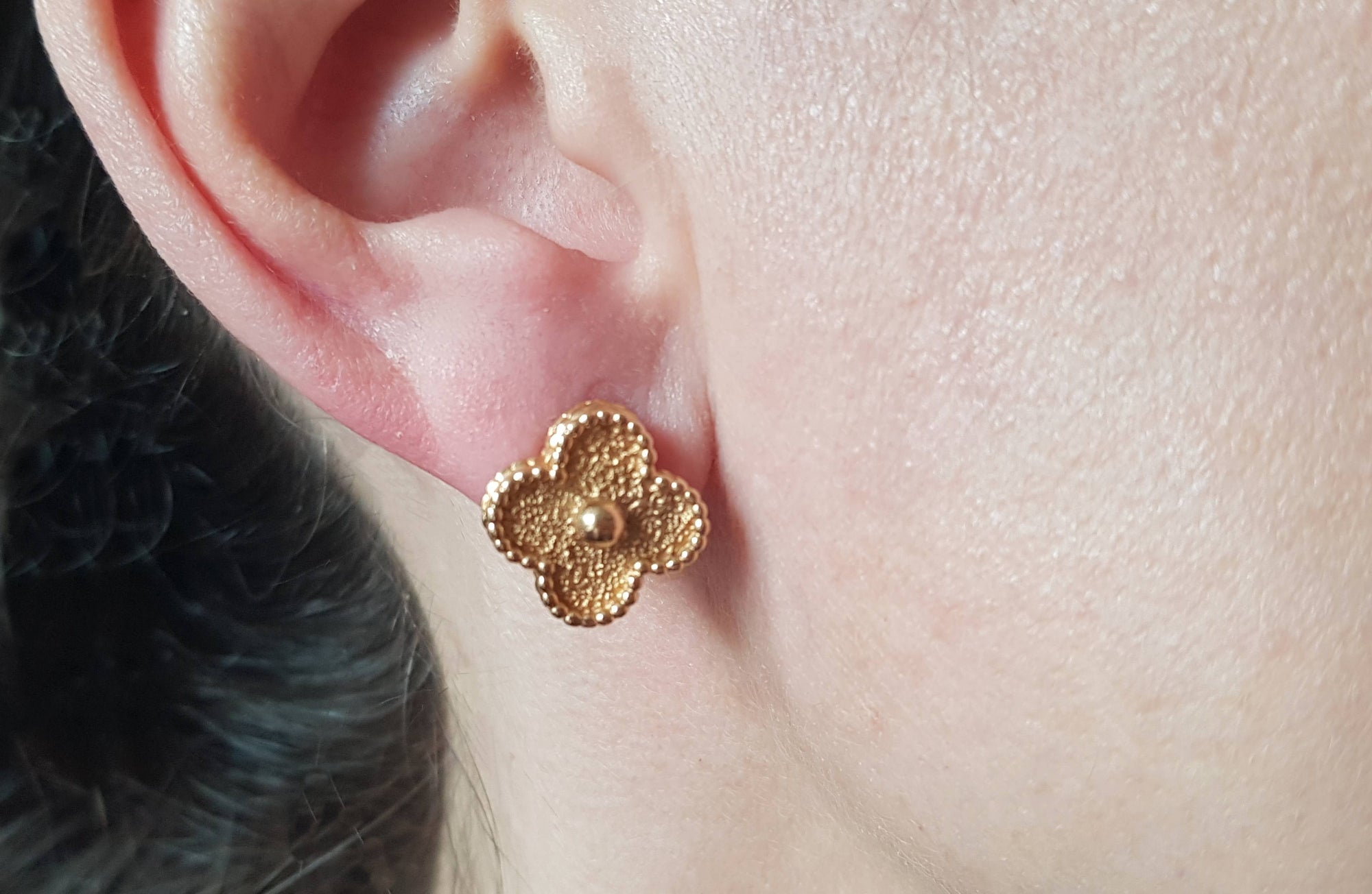 Van Cleef & Arpels Vintage Alhambra Earrings in 18k Gold