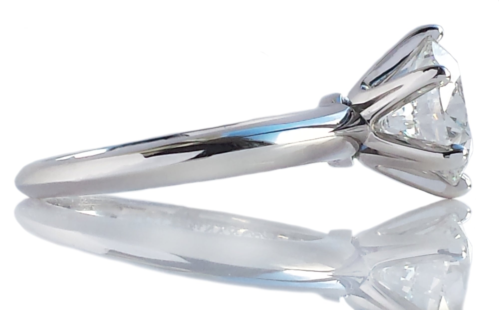 Tiffany & Co. 2.56ct E/VS1 Triple XXX Round Brilliant Cut Diamond Engagement Ring