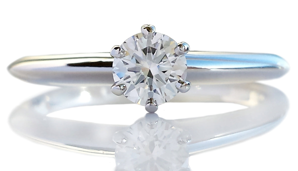 Tiffany & Co .33ct G/VVS2 Round Brilliant Diamond Engagement Ring
