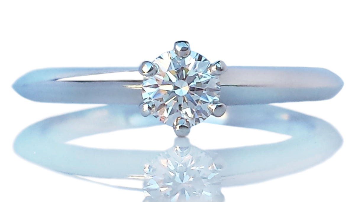 Tiffany & Co .30ct H/VVS1 Round Brilliant Cut Diamond Engagement Ring