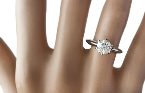 Tiffany & Co 1.04ct Triple XXX H/VVS1 Round Brilliant Engagement Ring on finger