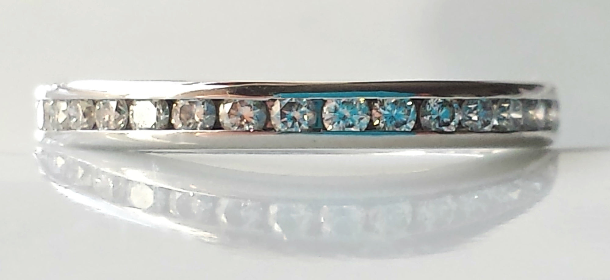 Tiffany & Co. 2.5mm Platinum Full Circle Diamond Wedding Ring Size K