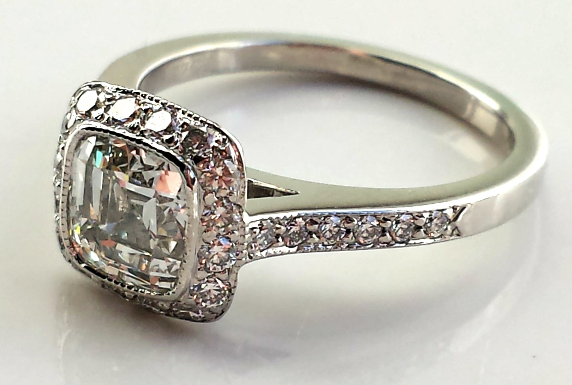 Tiffany & Co. Legacy 1.7 TCW G/VS1 Diamond & Platinum Engagement Ring