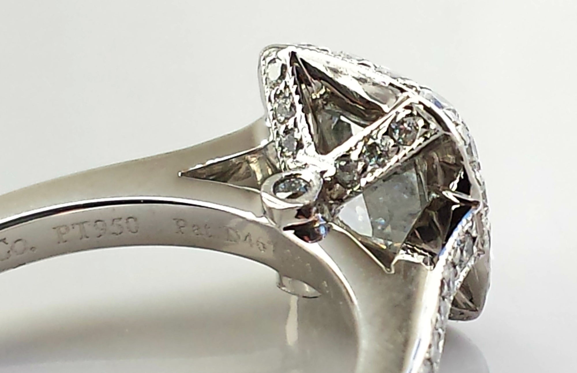 Tiffany & Co. Legacy 1.7 TCW G/VS1 Diamond & Platinum Engagement Ring