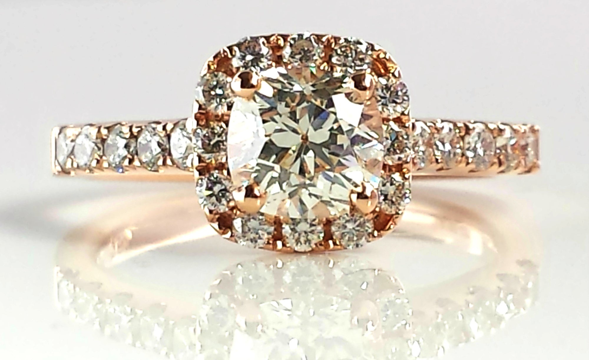 1.49ct L/VVS2 Antique Cushion Cut Diamond Engagement Ring in 18K Rose Gold Halo