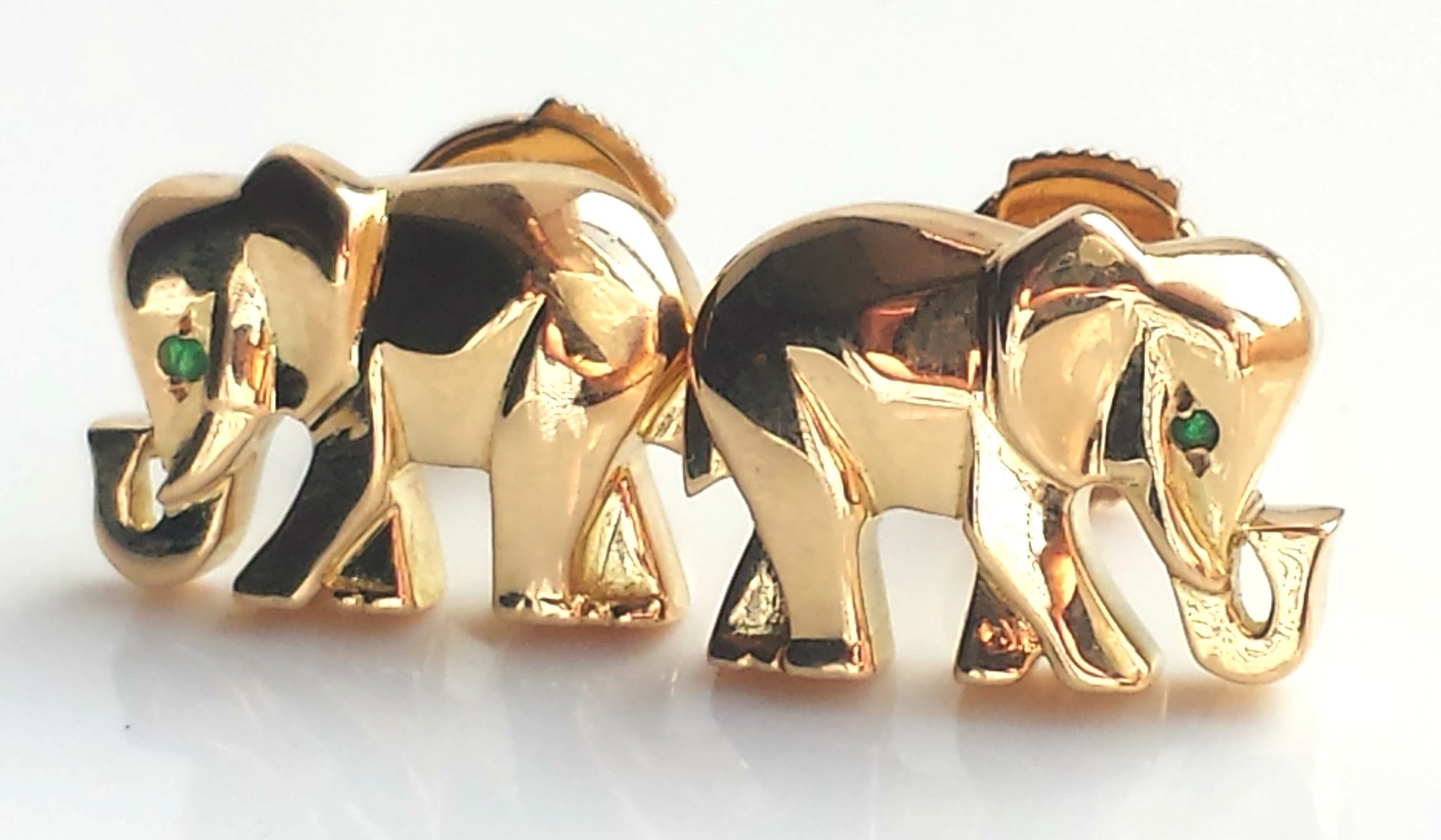 Cartier Elephant Stud Earrings in 18k Yellow Gold with Emeralds – Khandy Collection