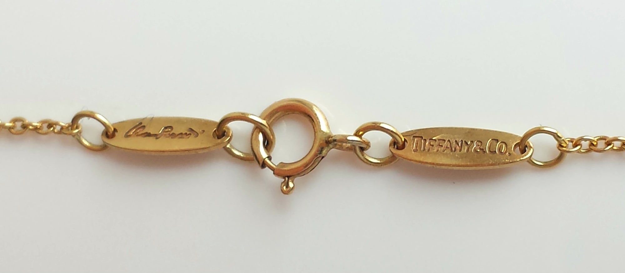 Tiffany & Co. Elsa Peretti Teardrop Pendant / Necklace in 18k Gold