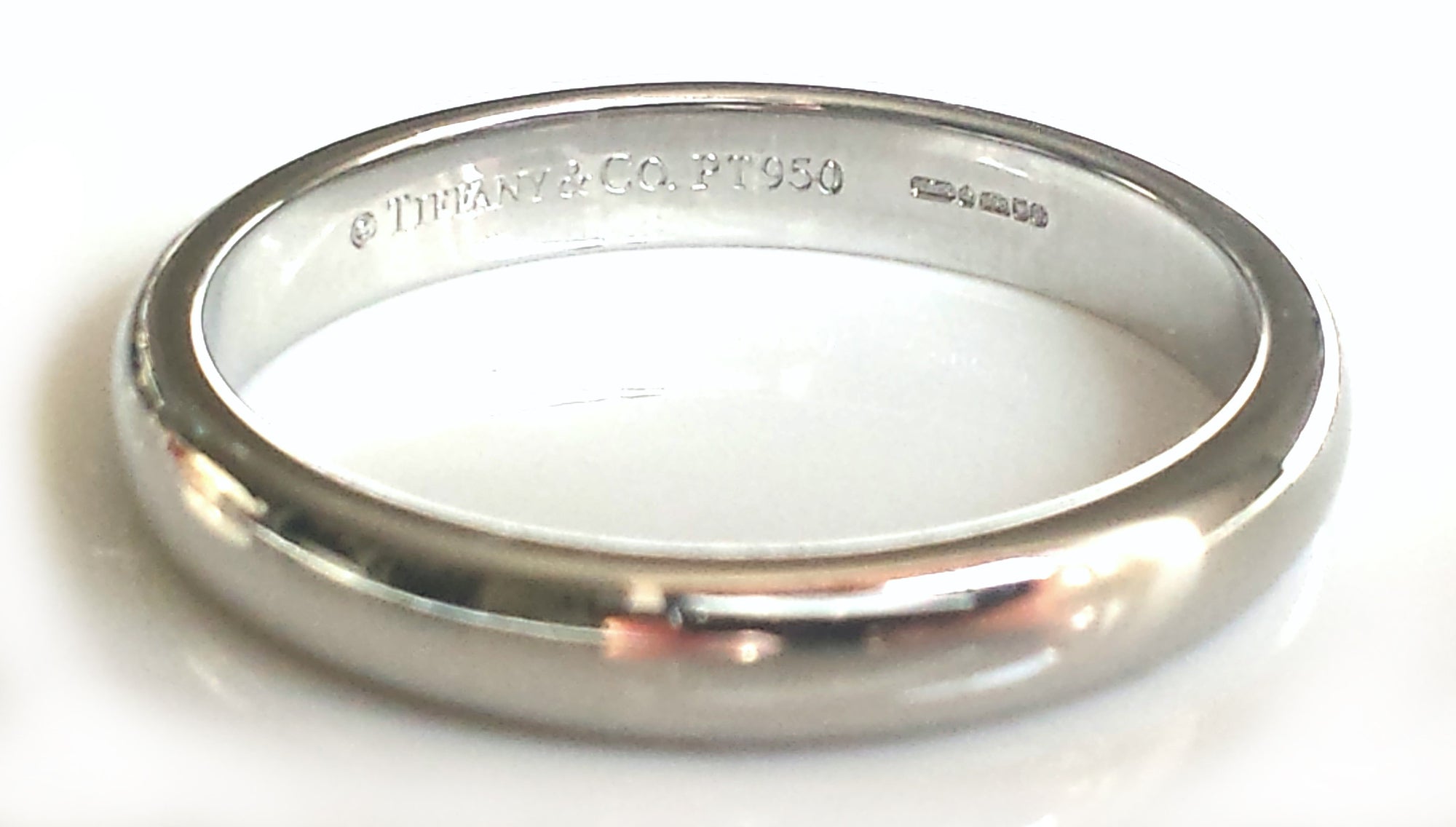 Tiffany & Co. Lucida 3mm Platinum Wedding Ring Size K (US 5)