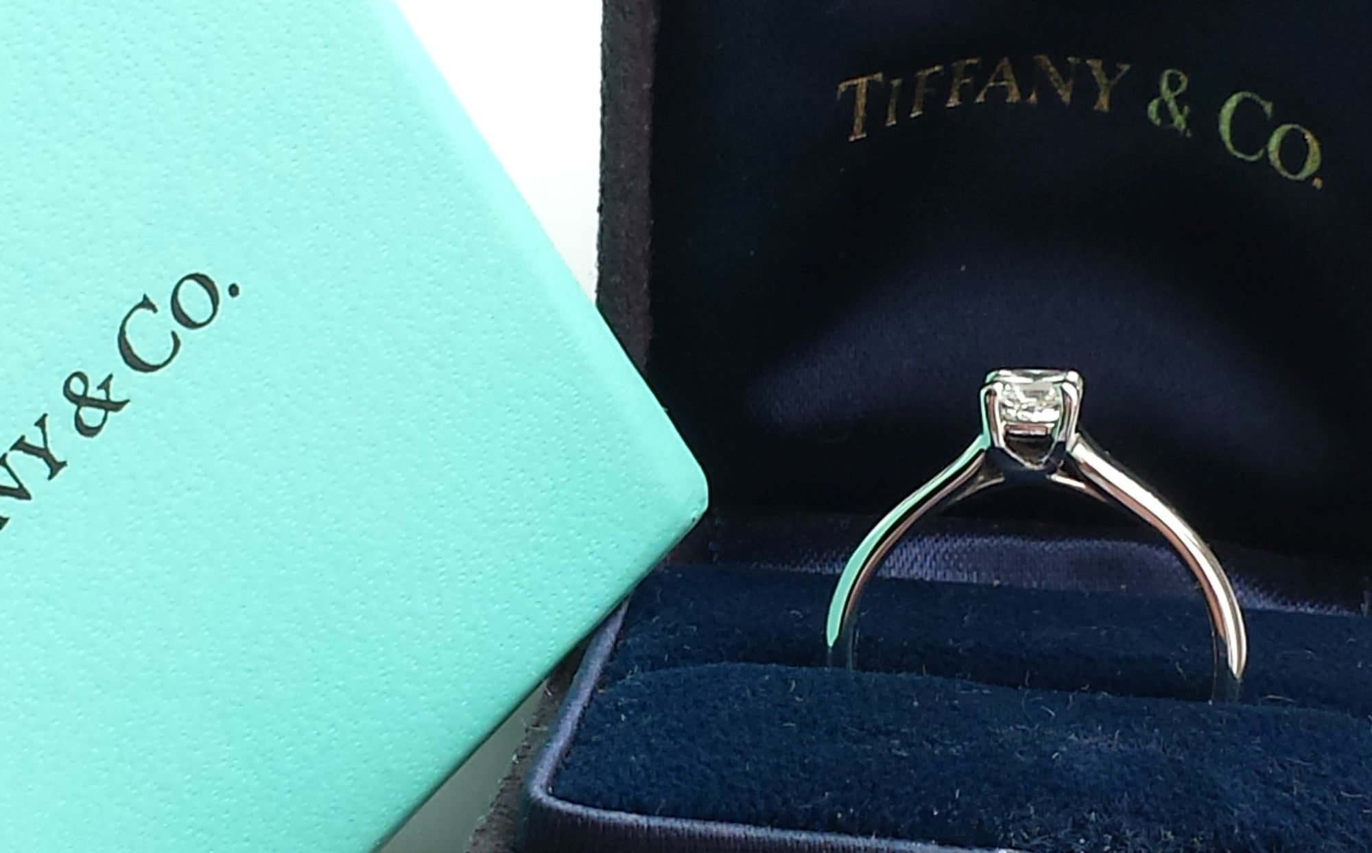 Tiffany & Co 0.39ct H/VS1 Lucida Cut Diamond Engagement Ring