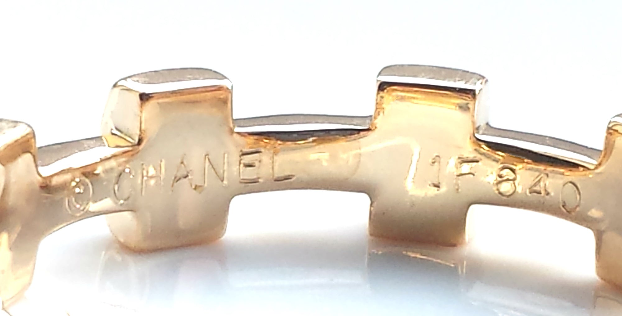 Vintage Chanel 1980s Palissade Ring in 18k Yellow Gold, Size 54 (UK N)