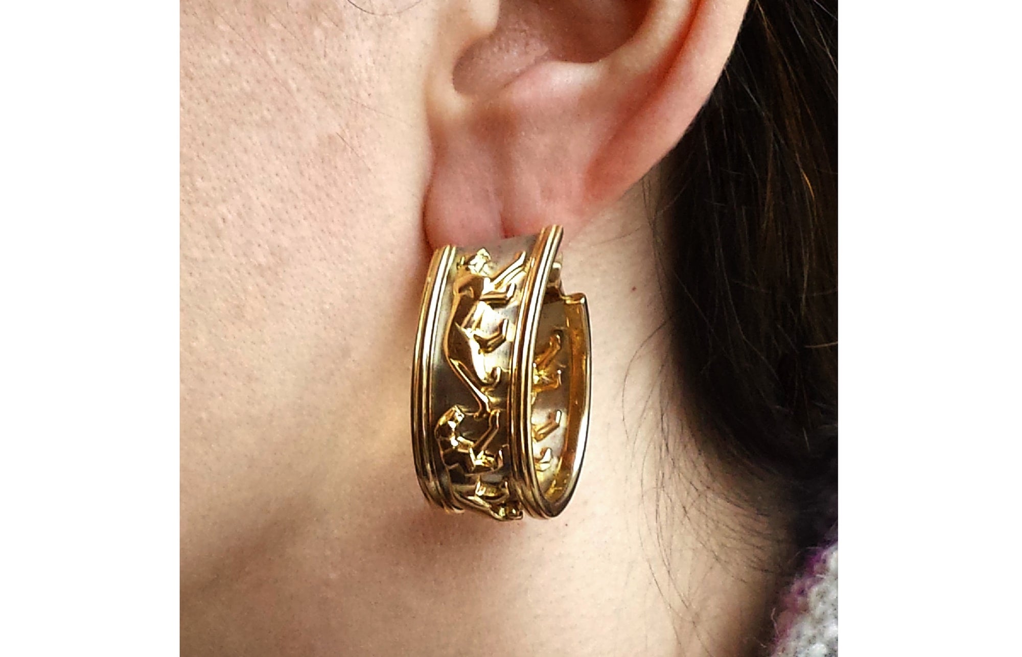 Vintage 1991 Cartier 'Pharaon' Panthere Earrings in 18k Yellow Gold, Large