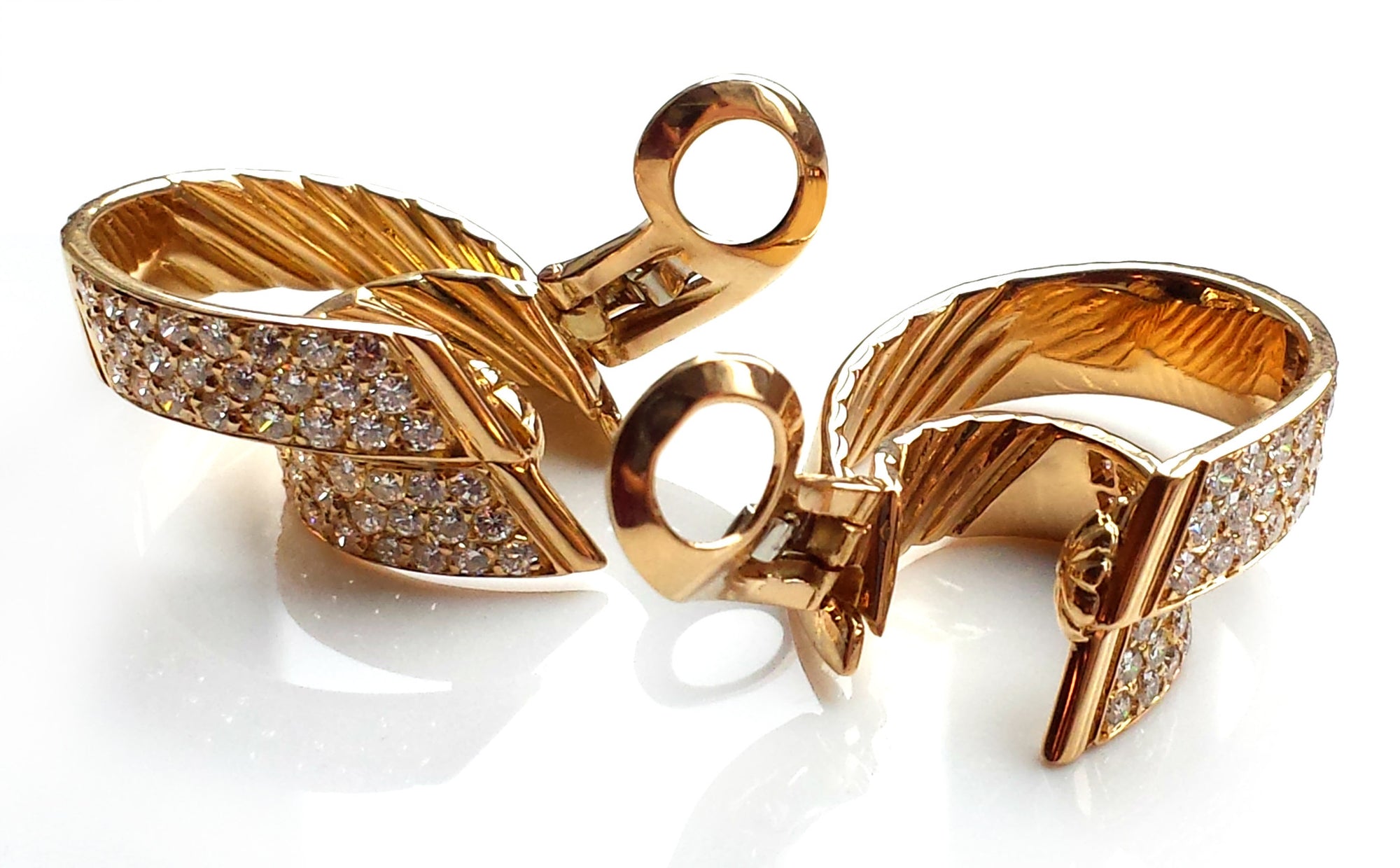 Rare Vintage 1980s Van Cleef & Arpels Diamond & 18k Gold Large Hoop Earrings