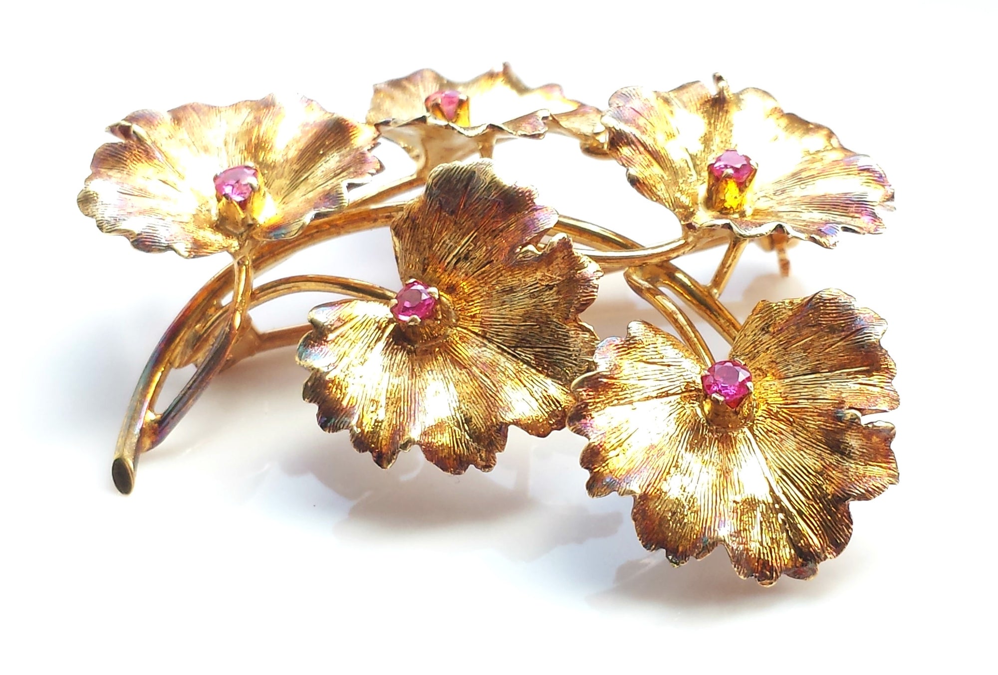 Tiffany & Co. Mid Century 1950s 18k Gold & Ruby Flower Brooch