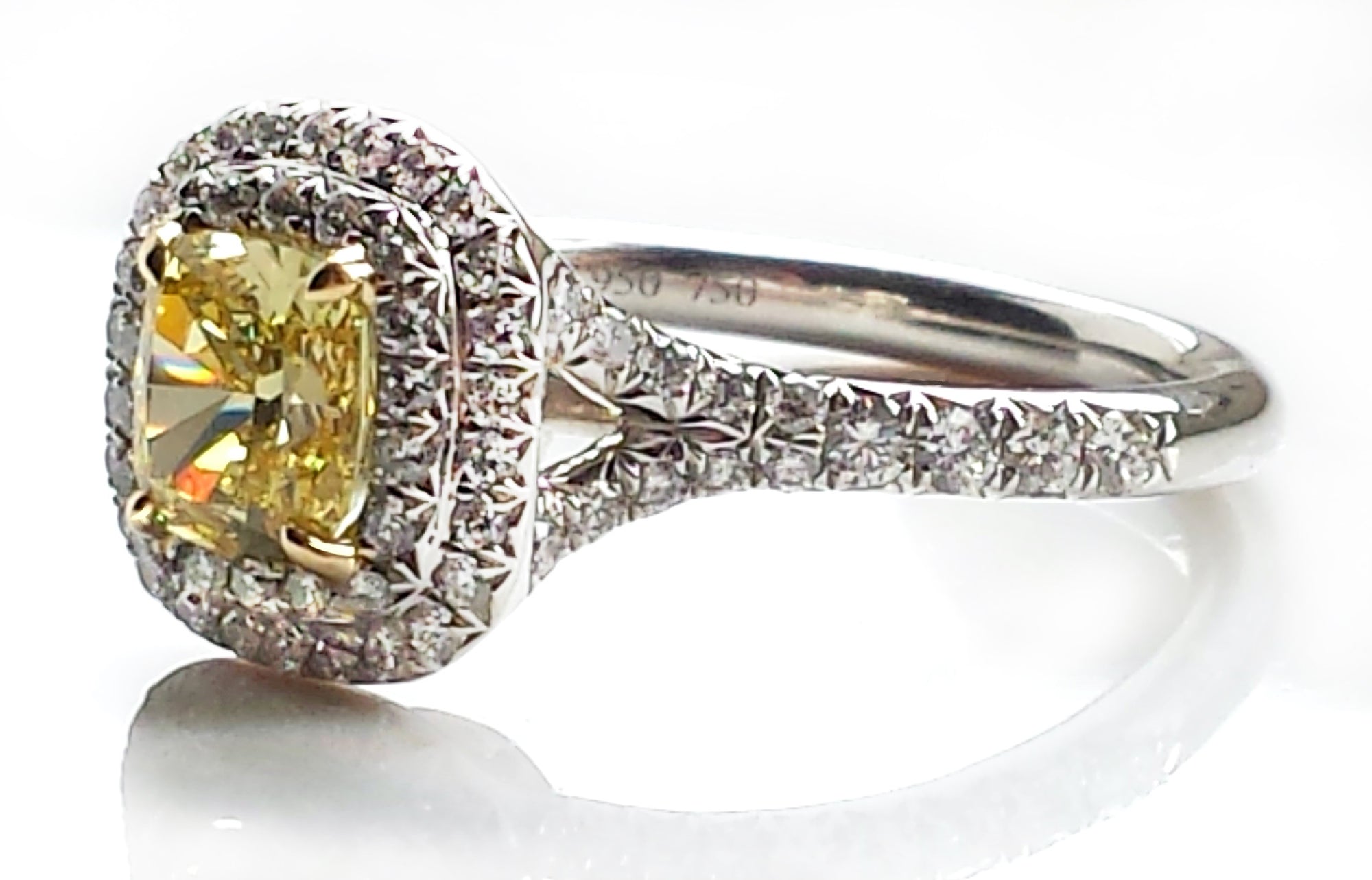 Tiffany & Co. FI/VS1 1.06tcw Fancy Yellow Soleste Diamond Engagement Ring