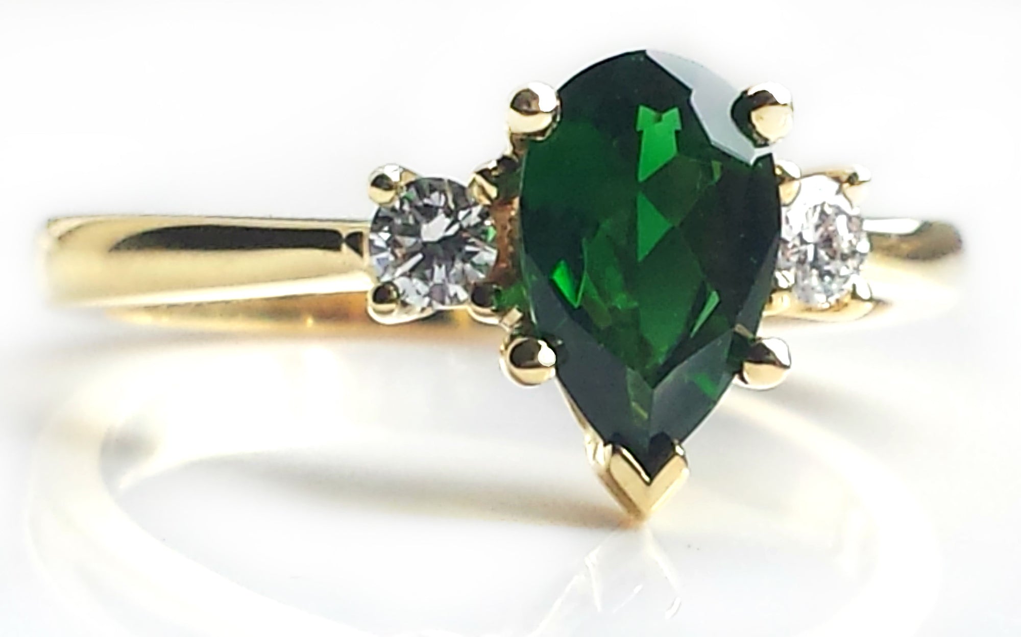 Vintage 1990s Tiffany & Co. 0.70ct Tourmaline & Diamond Ring in 18k Yellow Gold
