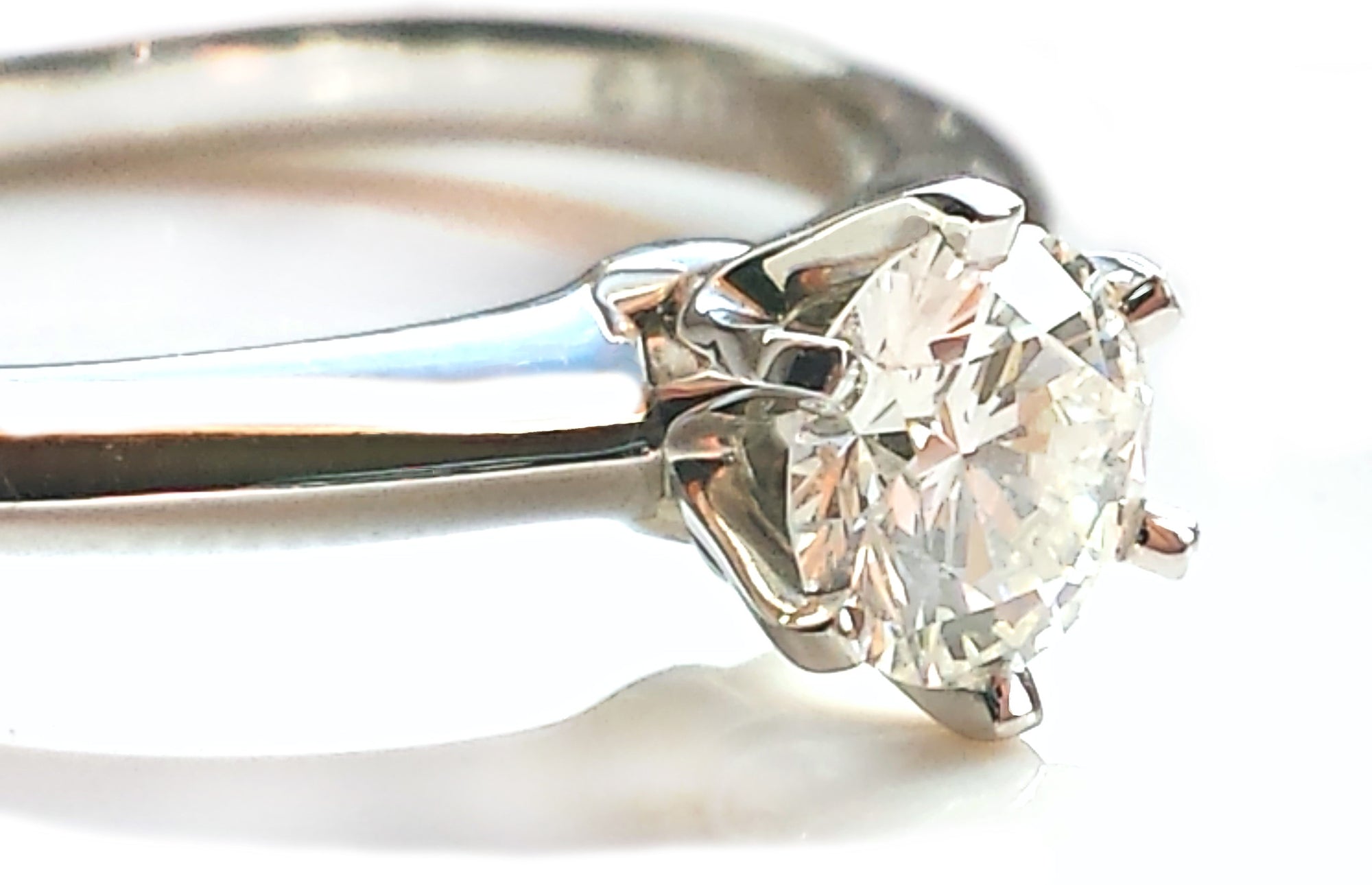 Tiffany & Co .42ct H/VVS1 Solitaire Diamond Engagement Ring