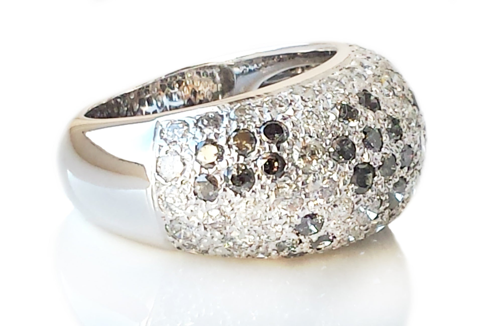 Cartier Sauvage Métissage Pavé Grey Diamond Bombe Ring in 18k White Gold