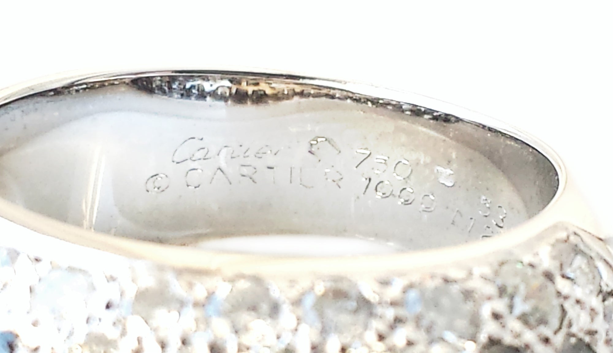 Cartier Sauvage Métissage Pavé Grey Diamond Bombe Ring in 18k White Gold