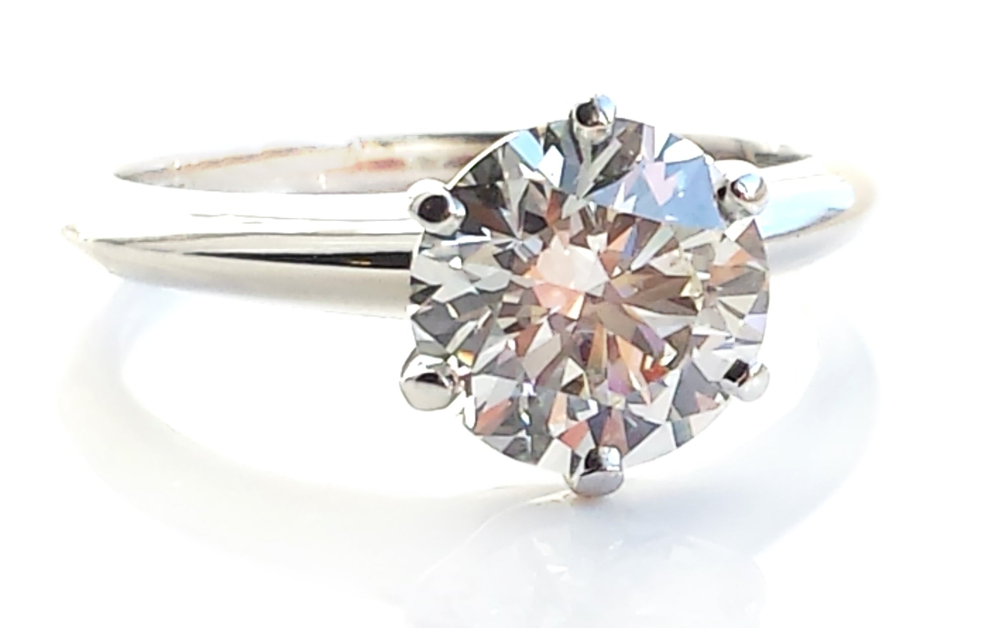 Vintage Tiffany and Co. Round Diamond 1.72 Carat Engagement Ring GIA H VS2  For Sale at 1stDibs