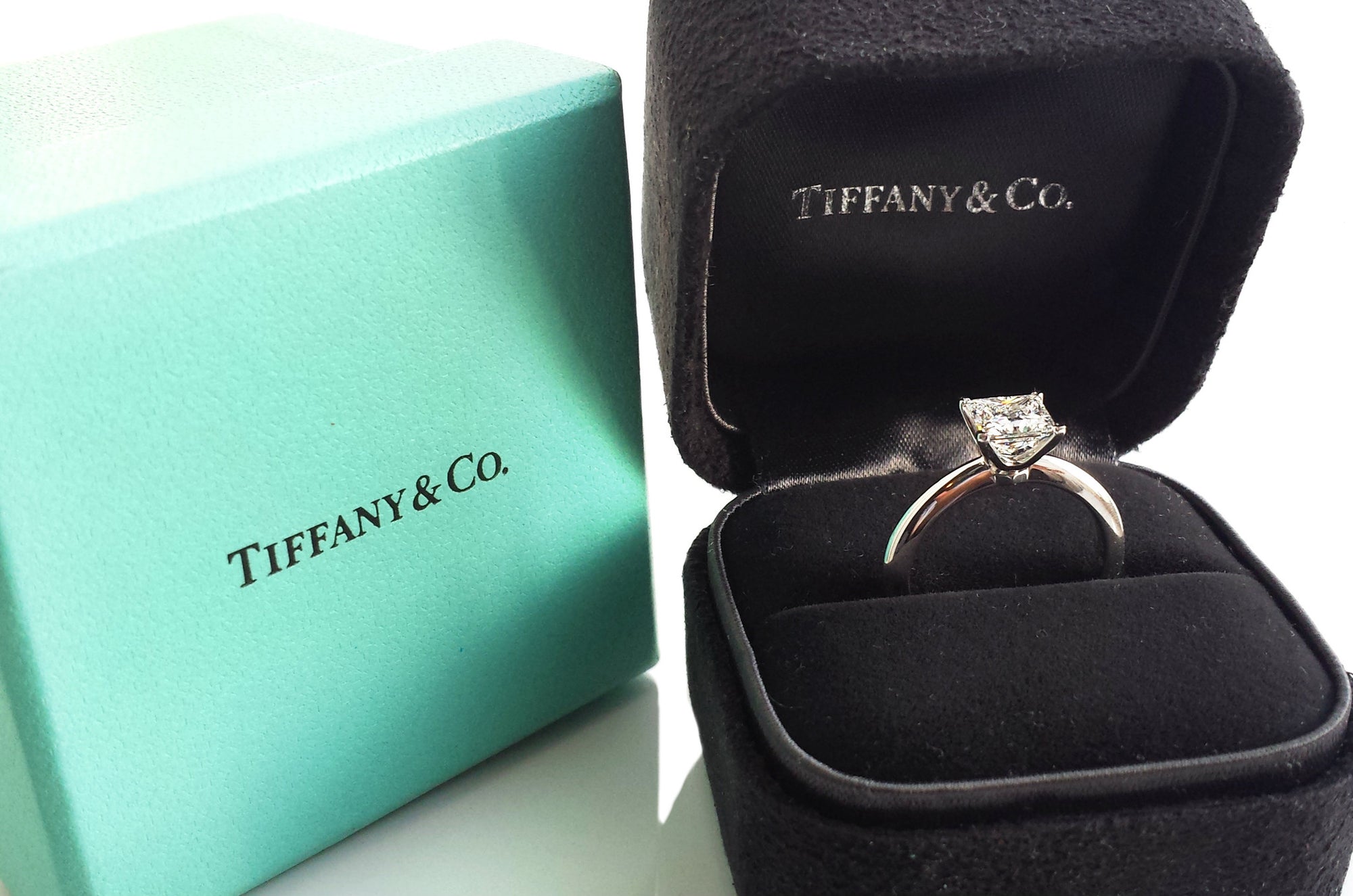 Tiffany & Co. 1.13ct E/VS2 Princess Cut Diamond Engagement Ring