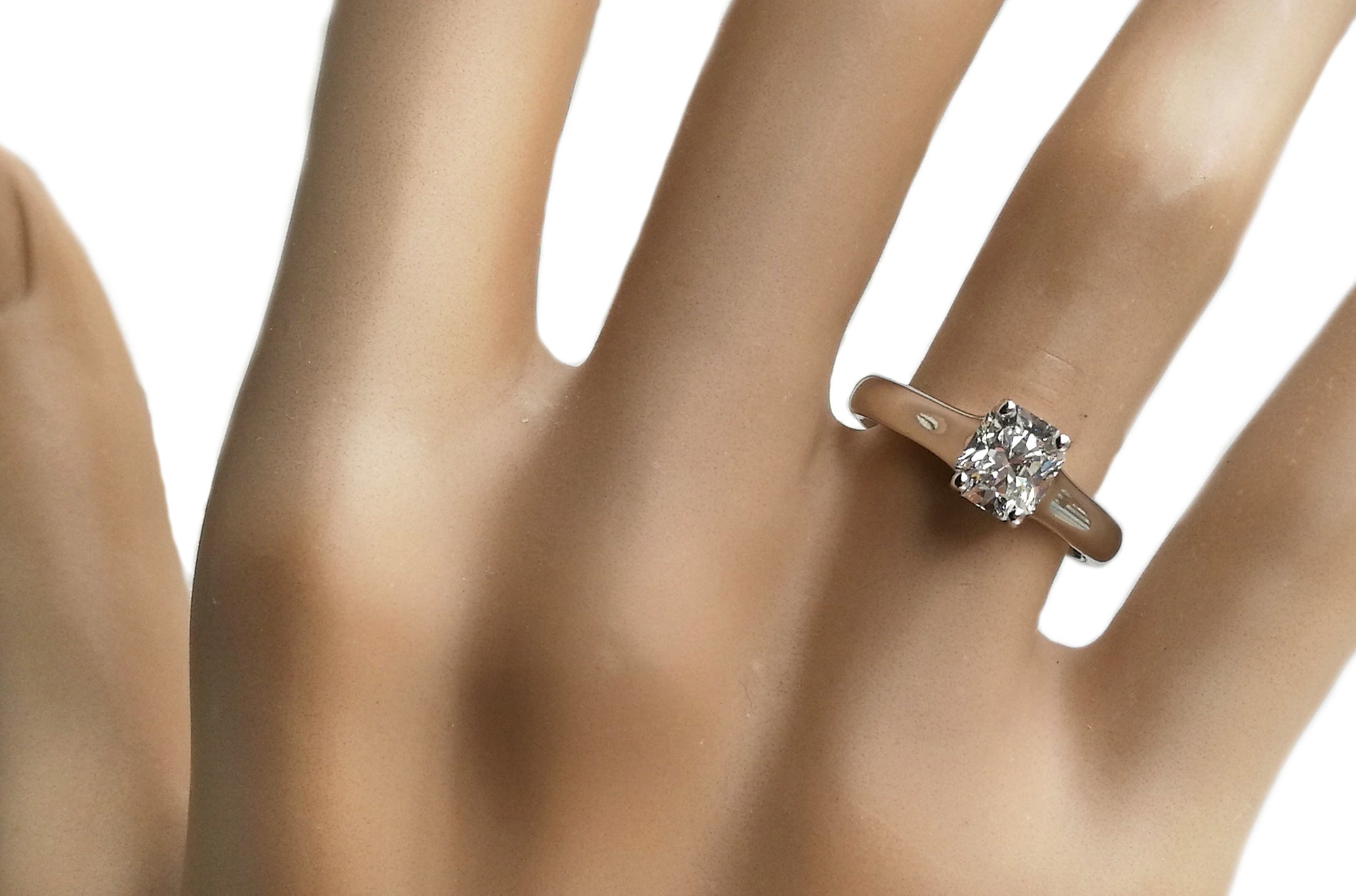 Tiffany & Co. 0.90ct G/VVS1 Rectangular 'Lucida' Diamond Engagement Ring